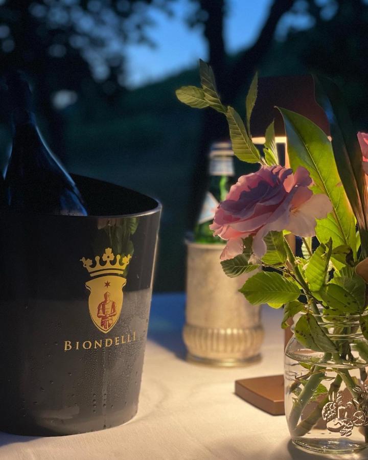 Villa Biondelli Wine & Suites Cazzago San Martino Eksteriør billede